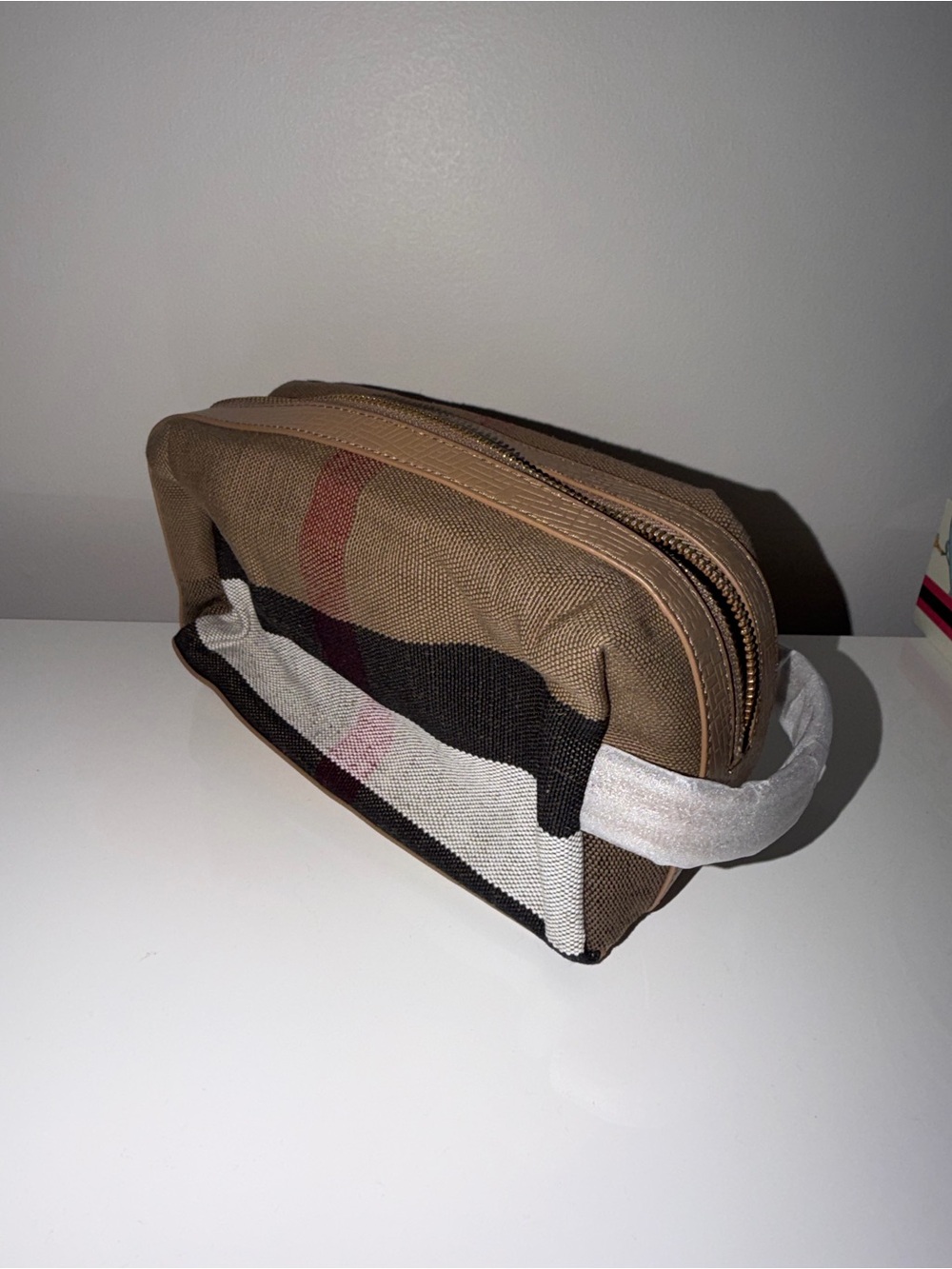 Brown Nova-Check cosmetic toiletry bag (no brand)